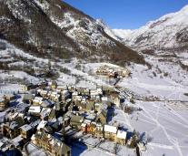 Serre Chevalier village.jpg